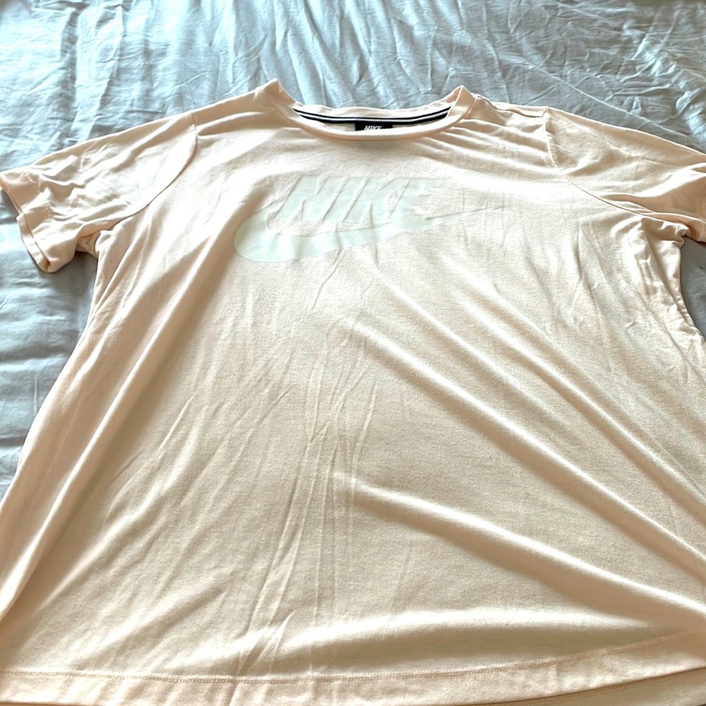 Women Nike Tee